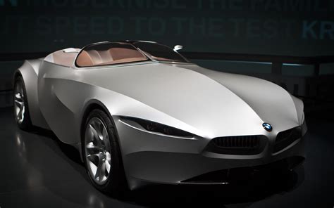 Bmw gina - GINA （GINA Light Visionary Model）概念车是来自 BMW 最新的一个研究项目，将柔韧灵活（flexibility）融入汽车设计。初一看就是一辆 BMW 风格的汽车，紧绷的肌肉，雕塑感，Chris Bangle 的”Flame Surfacing”，事实上 GINA 的外表皮是一层布，蒙在可控制活动的框架上，这样不仅可以控制车的各个活动部位，比如 ... 